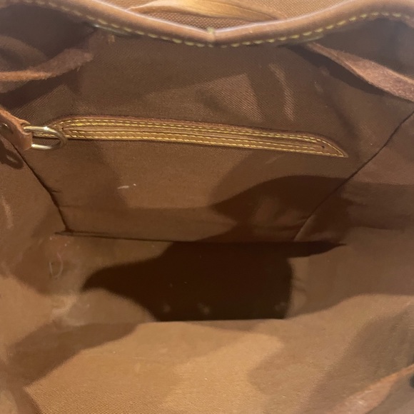 LOUIS VUITTON Montsouris Backpack - Picture 11 of 16